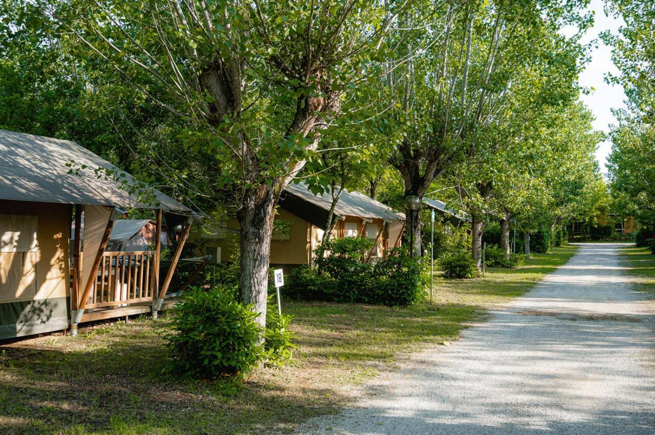 Glamping Tuscany Capannole Bagian luar foto