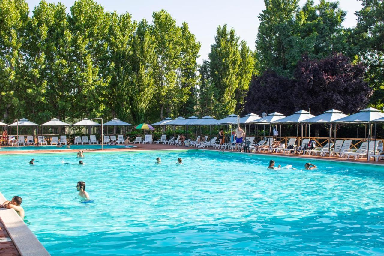 Glamping Tuscany Capannole Bagian luar foto